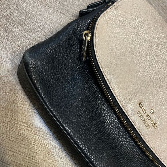 Kate Spade Two-Tone Black and Cream Clutch - Picture 6 of 9